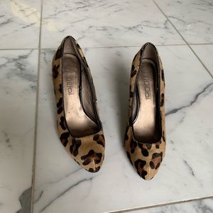 Moda Cheetah Heels